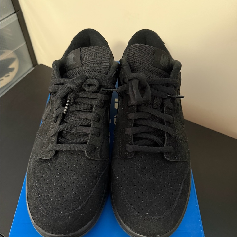 Nike Dunks Undefeated - image 4